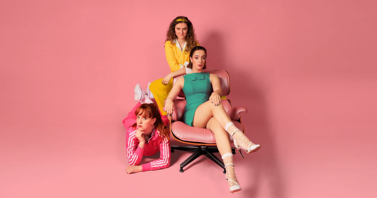 Brand New Musicals: Club Satelliet — TRADWIVES de musical
